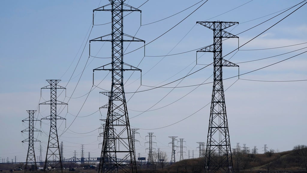 PG&E begins restoring power to Bay Area customers as fire weather conditions improve — CBS Bay Area (KPIX), Lafayette Community news