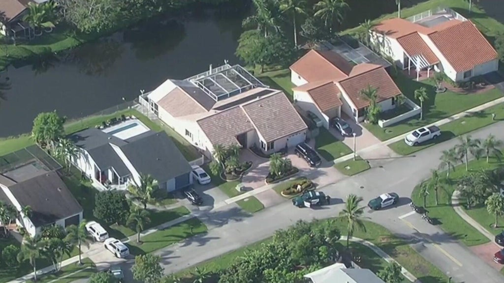 Deputies, SWAT team respond to reports of barricaded person in Weston home, BSO says — CBS Miami, Lafayette Sports news