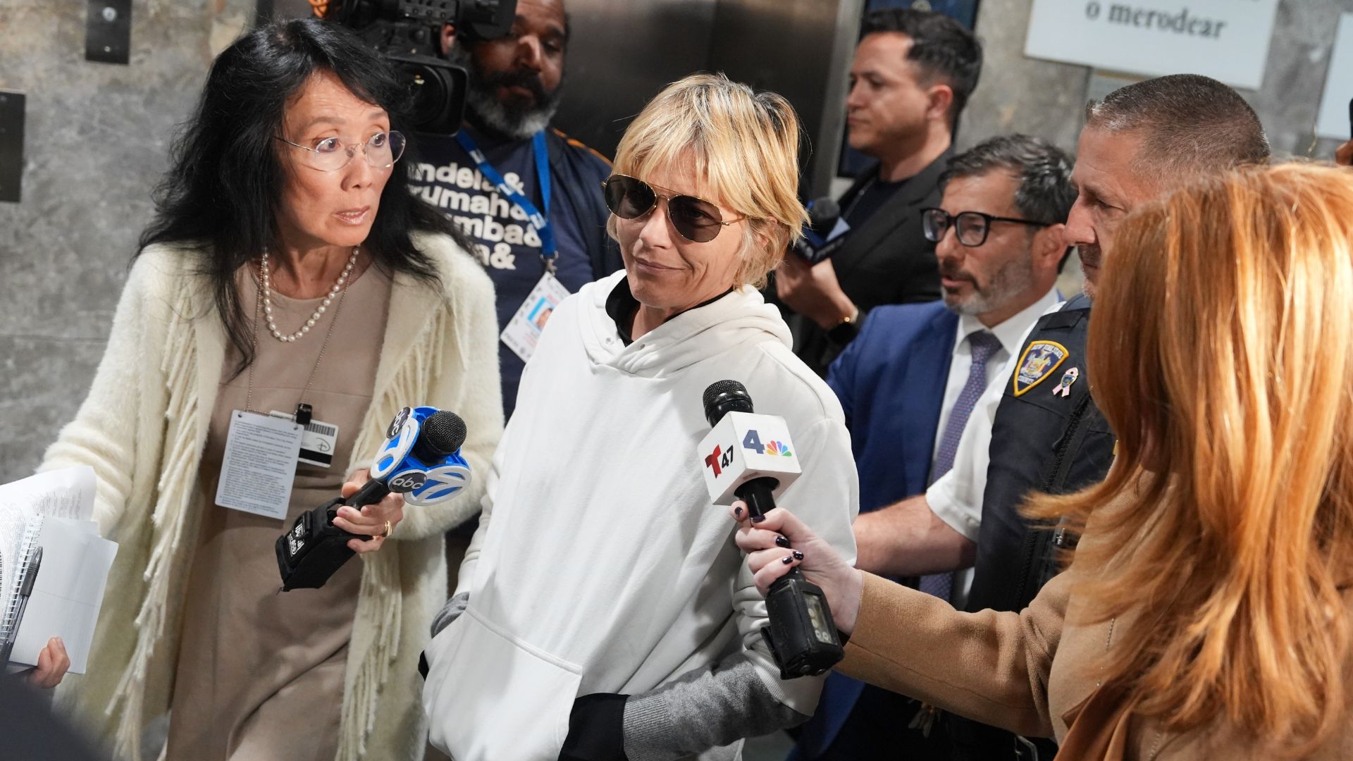 Selma Blair arraigned after alleged altercation on Delta flight, bail set at $20K
       — ABC 7 Bay Area