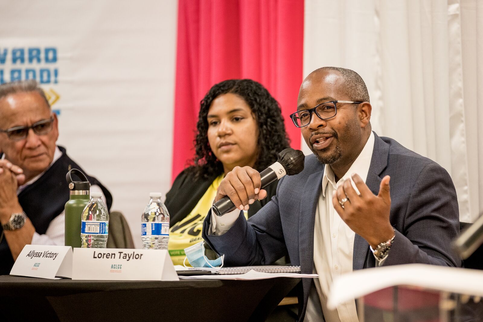 Thwarted in 2022’s mayoral election, Loren Taylor watches Thao in the hot seat — The Oaklandside, Lafayette Arts news