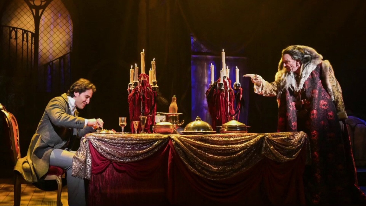 'Dracula' at TheatreWorks Silicon Valley — KTVU FOX 2 Bay Area, Lafayette Arts news