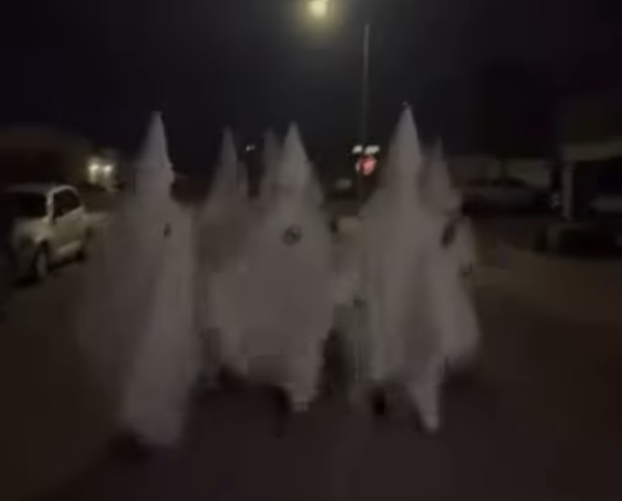 El Paso civil rights leaders, officials condemn youth in KKK robes and demand school action — Lafayette Schools news