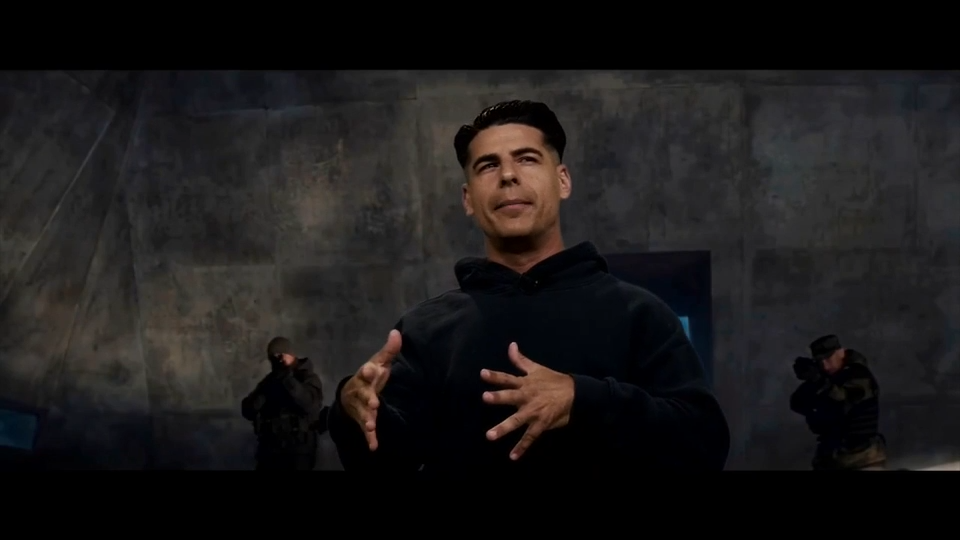 Deco’s Alex Miranda tosses his name into the hat for screen test as next James Bond — WSVN Entertainment, Lafayette Technology news